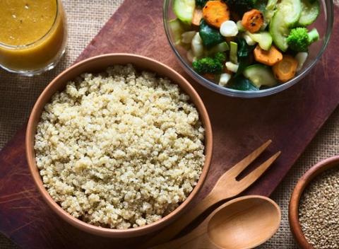 Quinoa – chutný zázrak pre vaše zdravie. Spestrite si jedálny lístok a zaraďte doň exotickú, chutnú a zdraviu prospešnú plodinu.