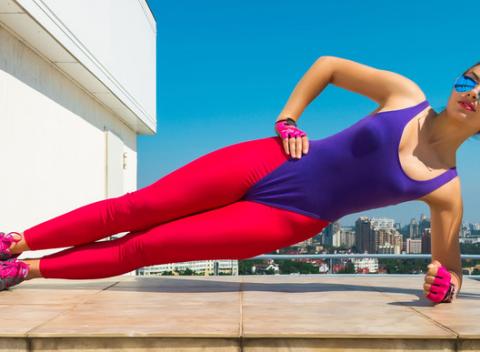 Dámske elastické a elegantné legíny vás nielen zahrejú v chladnom počasí ale vytvoria aj skvelý doplnok na každú príležitosť. 