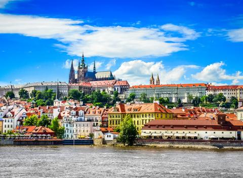 Skvelý pobyt v Prahe. Budete blízko centra a vychutnáte si historické i kultúrne krásy mesta. Zažite pokoj a harmóniu. 