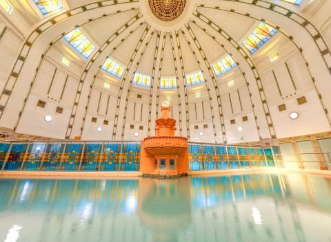 Piešťany 300 m od známych kúpeľov: Hotel Pavla **** so vstupom do wellness či procedúrou + polpenzia.