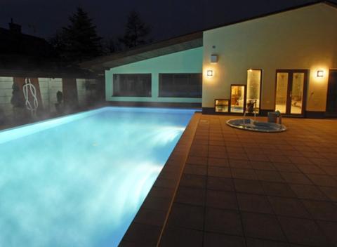 Skvelý pobyt s polpenziou a neobmedzeným wellness v 3* penzióne Diana v Piešťanoch.