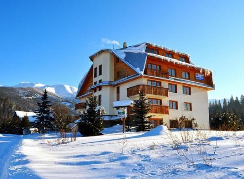 Doprajte si oddych v najkrajšej časti západných Tatier v malebnej dedinke Zuberec. Rodinný pobyt plný zábavy a relaxu v Penzióne Antares***.