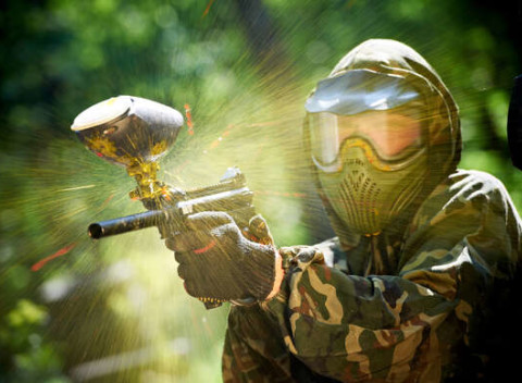 Paintball alebo airsoft na Chate Žiar a v Endorfun Paintball Arena Rajecká Lesná.