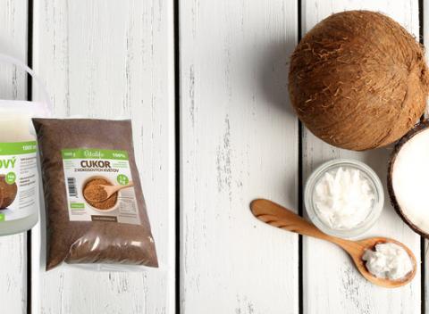 Zdravý kokosový olej na varenie alebo nebielený a nerafinovaný cukor z kvetou a plodov exotických a majestátných paliem.