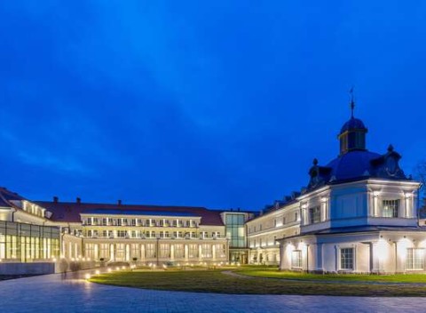 LAST MINUTE s neobmedzeným kúpaním v liečivej, termálnej a minerálnej vode SPA&AQUAPARK.