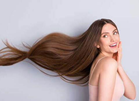 Ozdravný vlasový balíček na zničené vlasy od Salónu pod Hradom.