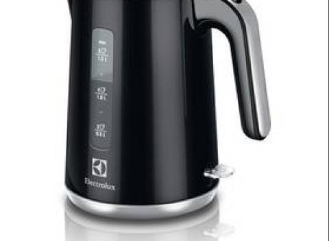 Elegantná rýchlovarná kavica Electrolux EEWA 3240 s ochranou proti prehriatiu, sa stane vaším každodenným pomocníkom. 