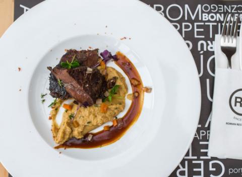 Výnimočný zážitok z jedla v luxusnej reštaurácii Portofino. Jedinečné chute slnečného Talianska v 3-chodovom menu s aperitívom pre dvoch. 