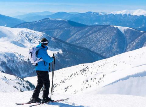 Rodinná atmosféra, pohodlné ubytovanie so vstupom do termálneho aquaparku, raňajky a nádherná príroda v Pensjonat Pod Tatrami v Poľsku.