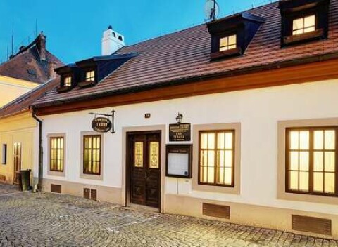 Relax v centre Českého Krumlova: Penzión Teddy s raňajkami len 5 minút od námestia.