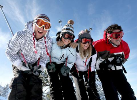 Ak si lámete hlavu, ako naložíte s voľným časom, tak ste to práve vyriešili. Bláznivá lyžovačka s ubytovaním vo Family Chate na Šachtičkách.