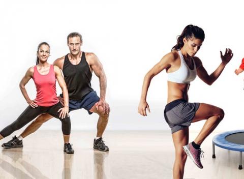 Vypoťte nadbytočné kilá a vianočné koláčiky na hodinách jumpingu či tabaty. V ponuke aj hodiny jumpingu pre deti. 