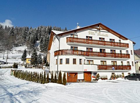 Rodinná dovolenka s polpenziou v príjemnom penzióne Villa Ľudmila v atraktívnom prostredí Kysuckých Beskýd - Oščadnica. 