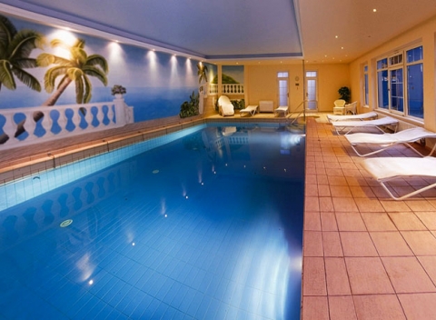 Užite si regeneráciu a relax v obľúbených Trenčianskych Tepliciach. Pobyt v komfortnom Park Hoteli na Baračke**** s polpenziou a wellness.