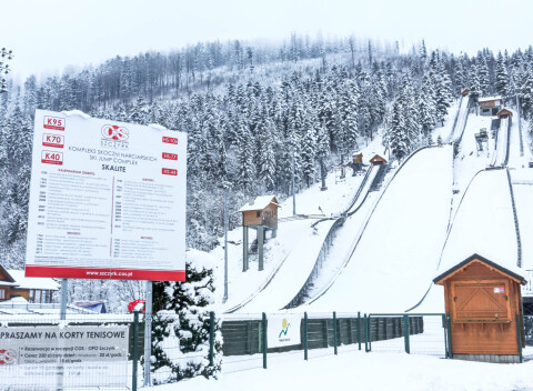 Parádny zimný pobyt pri ski areáloch v Hoteli Alpin *** s polpenziou, wellness a skibusom.