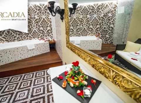 Zažite romantického Valentína a spríjemnite si večer parádnym oddychom. Privátna Jacuzzi deluxe so šampanským pre 2 v Arcadia Hotel*****.