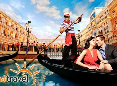 4-dňový zájazd do prekrásnych Benátok počas karnevalu s ubytovaním v hoteli s raňajkami a službami skúseného sprievodcu.