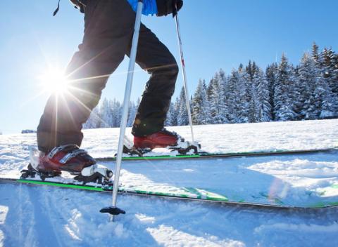Zima ešte nekončí, tak hor sa na lyže č snowbordy a užite siskvelú zábavu! Celodenný skipas v lyžiarskom stredisku Biele Vody.