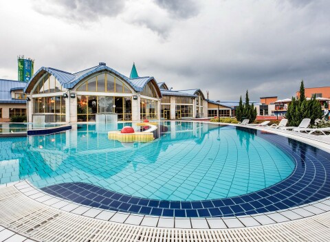 Sárvár v Penzióne Wolf s celodenným vstupom do kúpeľov a polpenziou + dieťa do 6 rokov zdarma.