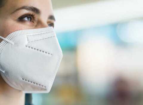 Respirátor KN95/FFP2 bez výdychového filtra. Zachytáva: baktérie, vírusy, prach, aerosoly, dym....