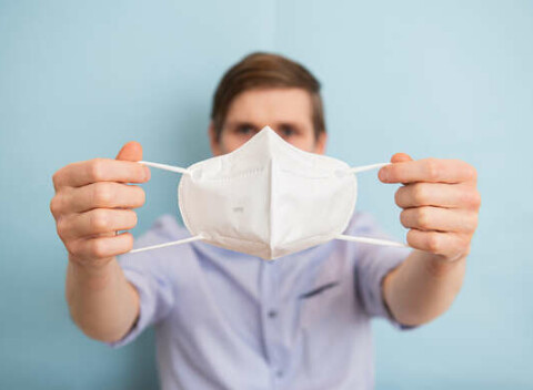 Respirátor FFP2 bez výdychového filtra (4 vrstvové) - pomáha znižovať riziko nakazenia vírusmi.