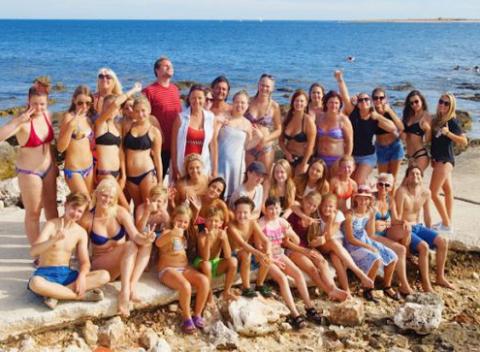 Láka vaše deti svet divadla, filmu alebo napríklad tanec? Je tu pre ne 10-dňový tábor zameraný na umelecký rozvoj detí v Chorvátsku. 