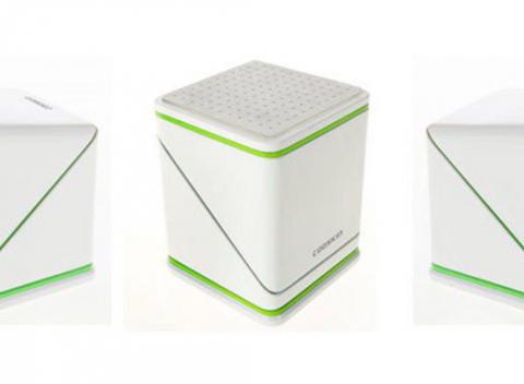 Držiak MAGIC CUBE čiernej farby je praktický, multifunkčný, designový a štýlový doplnok. Možno ho použiť ako držiak na navigáciu v aute.