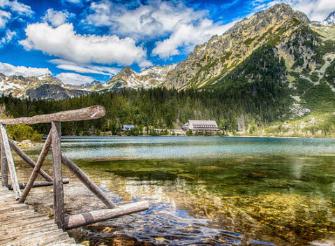 Rodinná dovolenka pod majestátnymi štítmi Tatier s polpenziou a saunou v hoteli Autis***.