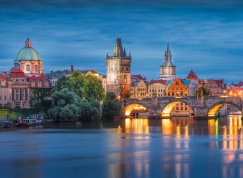 Hotel Occidental**** alebo Occidental Praha Five**** blízko historického centra už od 1 noci.