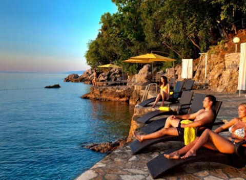 Užite si komfortnú dovolenku v perle Stredomoria - v letovisku Opatija. Pobyt pre dvoch s raňajkami v Grand Hotel Adriatic**** na Istrii.