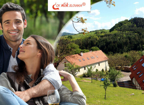 Banská Štiavnica: Oddychová dovolenka v Penzióne Kremenisko s fľašou vína.