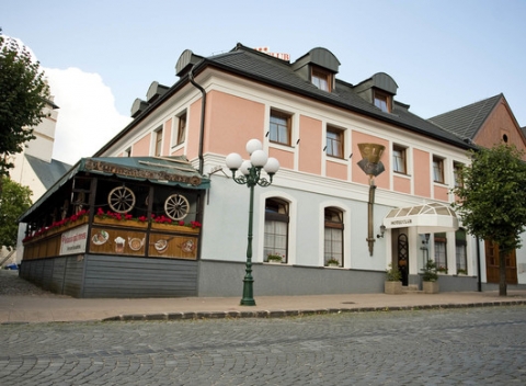 Veľkonočné sviatky v Kežmarku plné tradície s ubytovaním v Hoteli Club***. Pobyt so špeciálnou polpenziou a zľavou do Thermal Parku Vrbov.