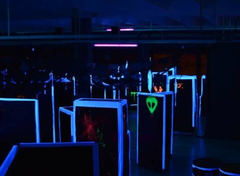 Adrenalínová laser game v jednej z najväčších laser arén na Slovensku.