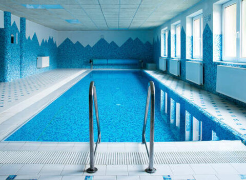 Dokonalé spojenie súkromia hôr priamo pod hrebeňom Javorníkov s relaxom v bazéne, masážou a polpenziou a obedovým balíčkom.