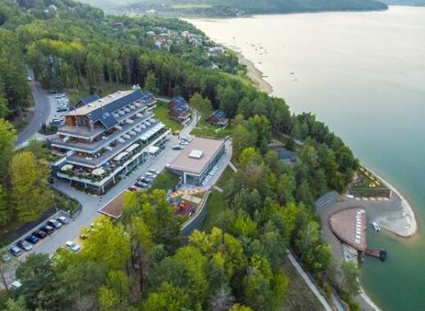 Letný wellness pobyt na Domaši v hoteli Zelená Lagúna**** s bonusmi, polpenziou a dieťaťom zdarma.