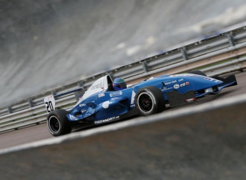 Jazda na formule Renualt 2.0 či na Ariel Atome 3.5, splňte si detský sen. Jednoducho zážitok, ktorý sa nedá porovnať so žiadnou inou jazdou.