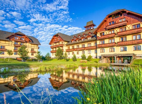 Vysoké Tatry: Veľká Lomnica s výhľadom na hory v moderných Apartmánoch Sileas *** so zľavou do aquaparkov.