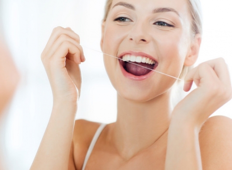 Dentálna hygiena - už žiadne kazy vďaka prevencii. Odstránia vám všetky nečistoty a naučia vás správne sa starať o svoje zuby. 