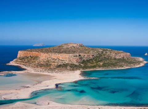 Navštívte Krétu, jeden z najväčších ostrovov v Stredozemnom mori. Dovolenka s ubytovaním v Hoteli Kalyves Beach**** s all inclusive. 