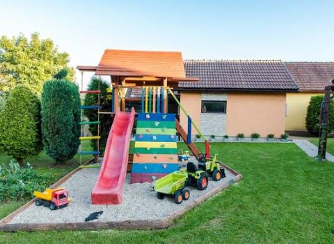 Relax pre 2 - 12 osôb v Chalupe pri potoku vo Valči s výhľadom na Veľkú Fatru.