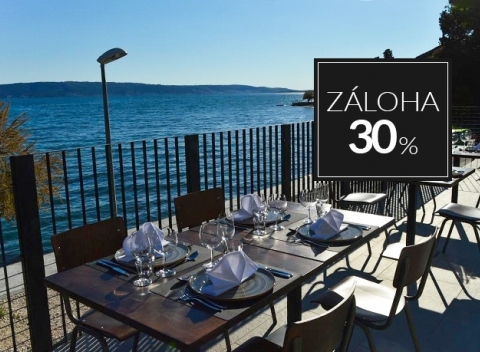 Perfektná letná dovolenka na slnečnom pobreží Jadranu. Pobyt s raňajkami v Hoteli Štacija priamo pri pláži.