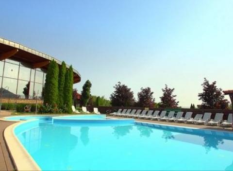 Vysnívaná dovolenka plná luxusu v apartmánoch Duna Rezidence***** v Maďarsku s polpenziou, neobmedzeným wellness, bohatým vyžitím pre deti. 