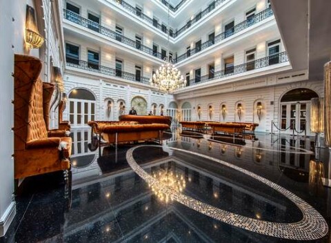 Luxusný hotel Prestige**** v centre Budapešti s michelinskou reštauráciou a neobmedzeným wellness.