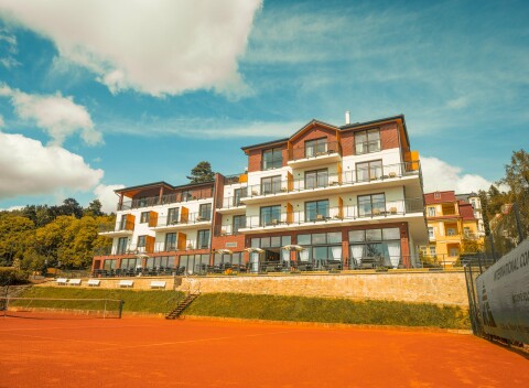 Mariánské Lázně: Luxusný Hotel Queens **** s wellness (bazén, vírivka, sauny) a s polpenziou.