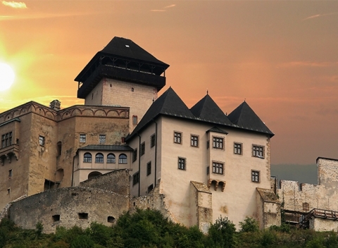 Pobyt v kúpeľnom meste Trenčianske Teplice s nezameniteľnou atmosférou a krásnou prírodou.