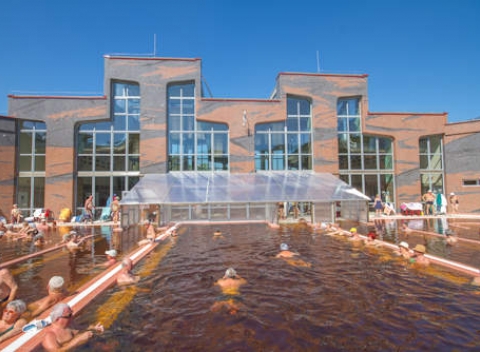 Pobyt na 3, 4, či 5 dní s raňajkami a vstupom do kúpeľov Hungarospa v Maďarsku. 