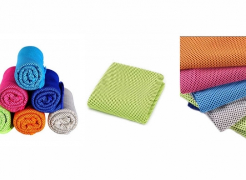 Chladiaci uterák príjemne schladí vašu tvár, krk, ramená či zvyšok tela počas horúcich dní. 