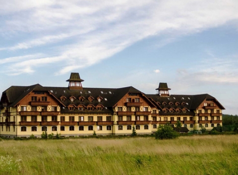 Komfortné ubytovanie ideálne pre rodiny s deťmi v Apartmánoch Lomnica pod štítmi Vysokých Tatier.