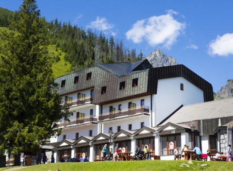 Turistické ubytovanie vo Vysokých Tatrách v nadmorskej výške 1 285 m v hoteli Hrebienok.