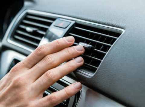 Servis klimatizácie a dezinfekcia ozónom, ktorá zničí 99,9 % vírusov a baktérií.